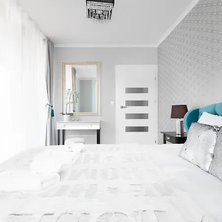 2- Bedroom Premium Masarska By Renters Prestige Apartamento *
