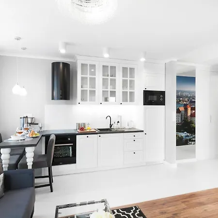 2- Bedroom Premium Masarska By Renters Prestige Apartamento Cracóvia